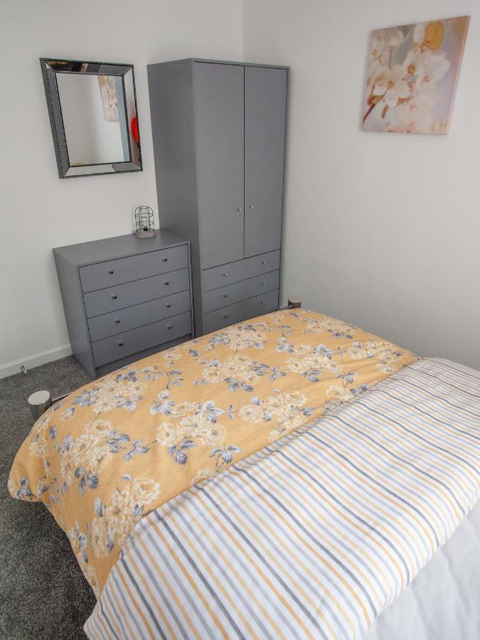 Cwtch Y Coetir Villa Swansea Exterior foto